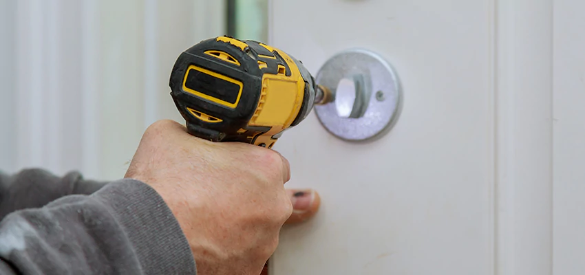 Street Locksmith For Smart Lock Repair in Willows, CA