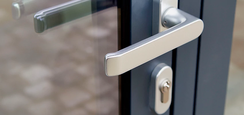 Broken Door Lock Cylinder Repair in Willows, California