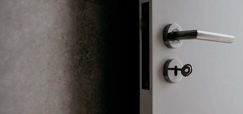 Front Door Handle Repair And Installation in Willows, CA